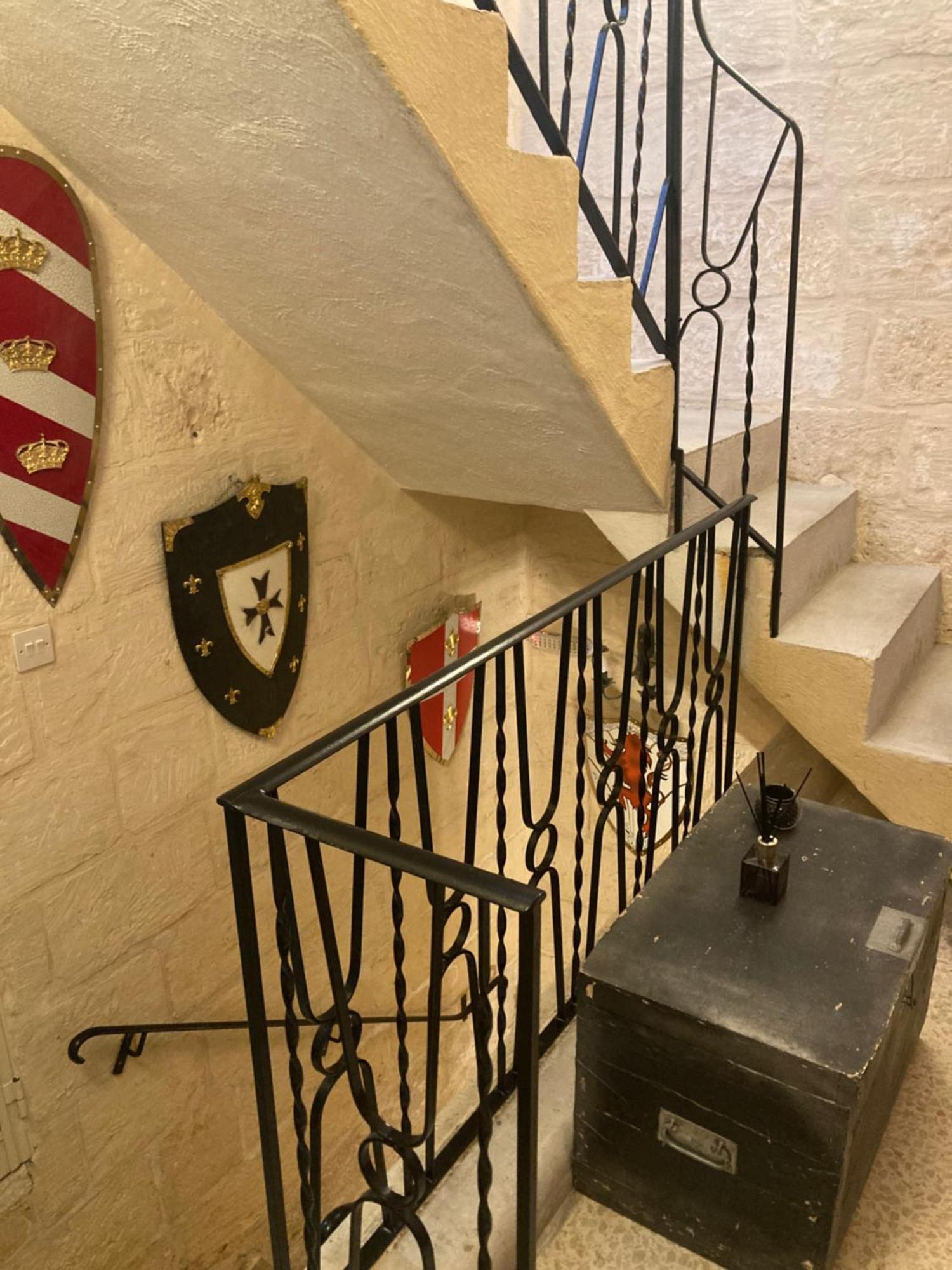 Ferienwohnung Charming Central Townhouse In Sliema Steps From Promenade And Sliema Ferry Exterior foto