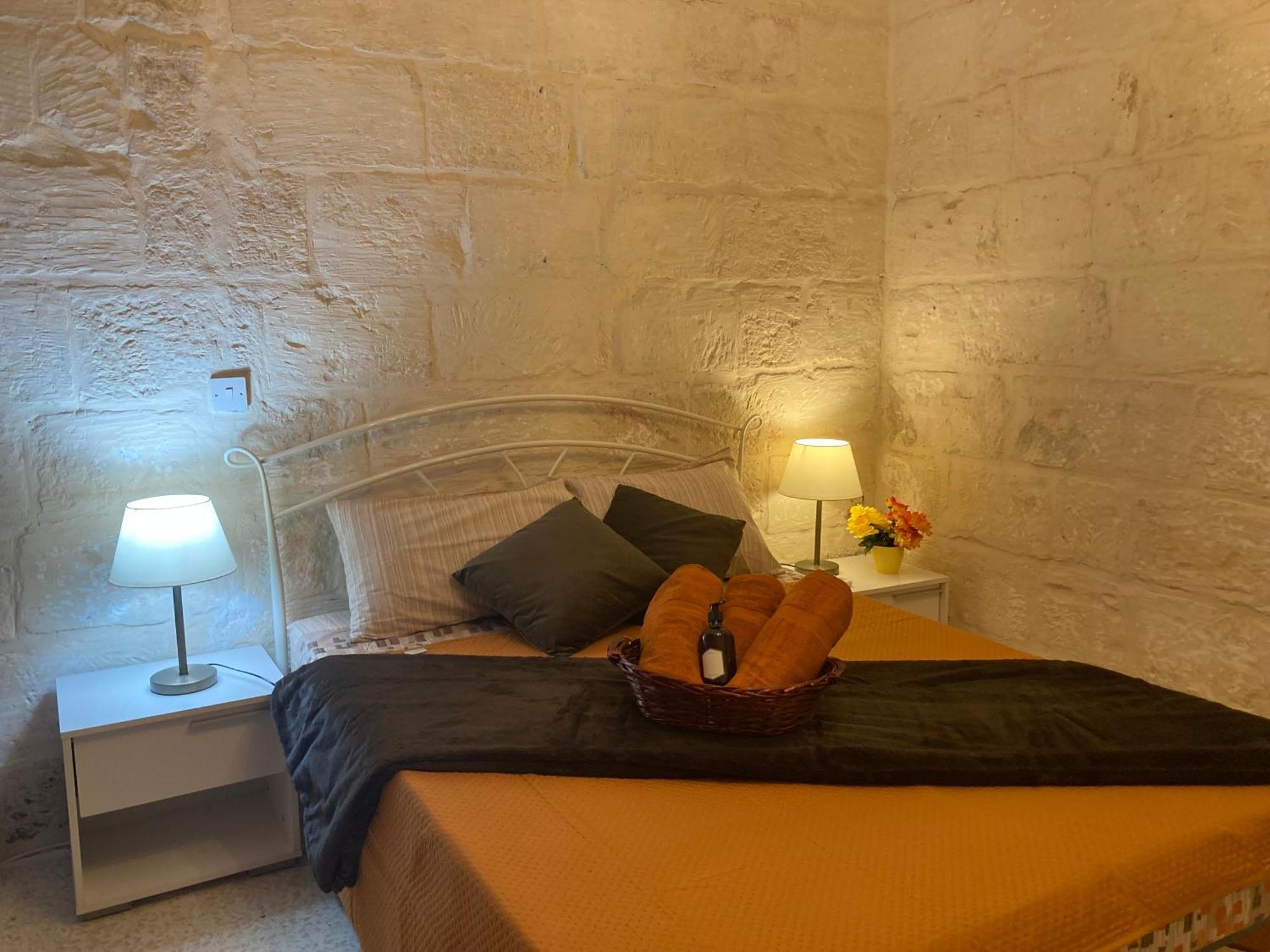 Ferienwohnung Charming Central Townhouse In Sliema Steps From Promenade And Sliema Ferry Exterior foto