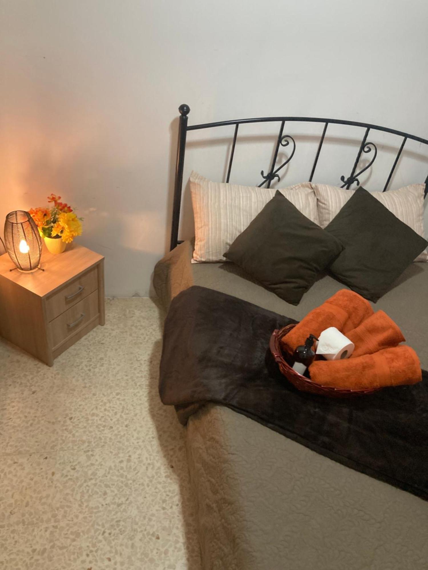 Ferienwohnung Charming Central Townhouse In Sliema Steps From Promenade And Sliema Ferry Exterior foto